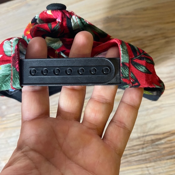 Top of the World Indiana University IU Hoosiers Hawaiian Floral Snap Back Hat - Picture 4 of 6